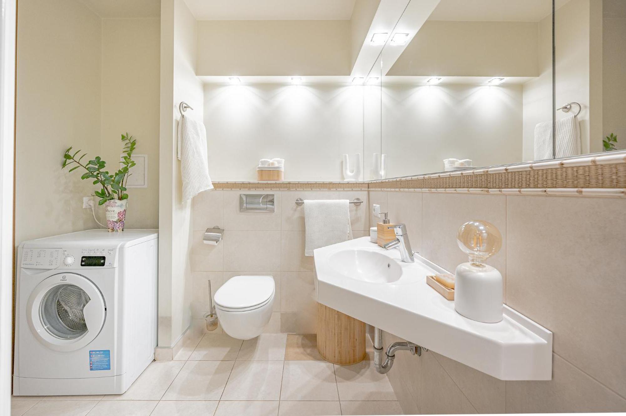 Cozy 2-bedroom - 4 Butas